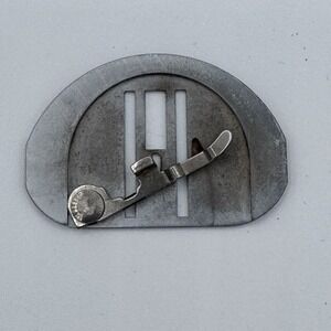 ORIGINAL SINGER SEWING MACHINE NEEDLE PLATE - PART # 21913